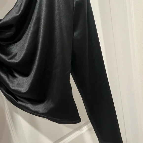 Express Black One-Shoulder Satin Blouse - Picture 6 of 8